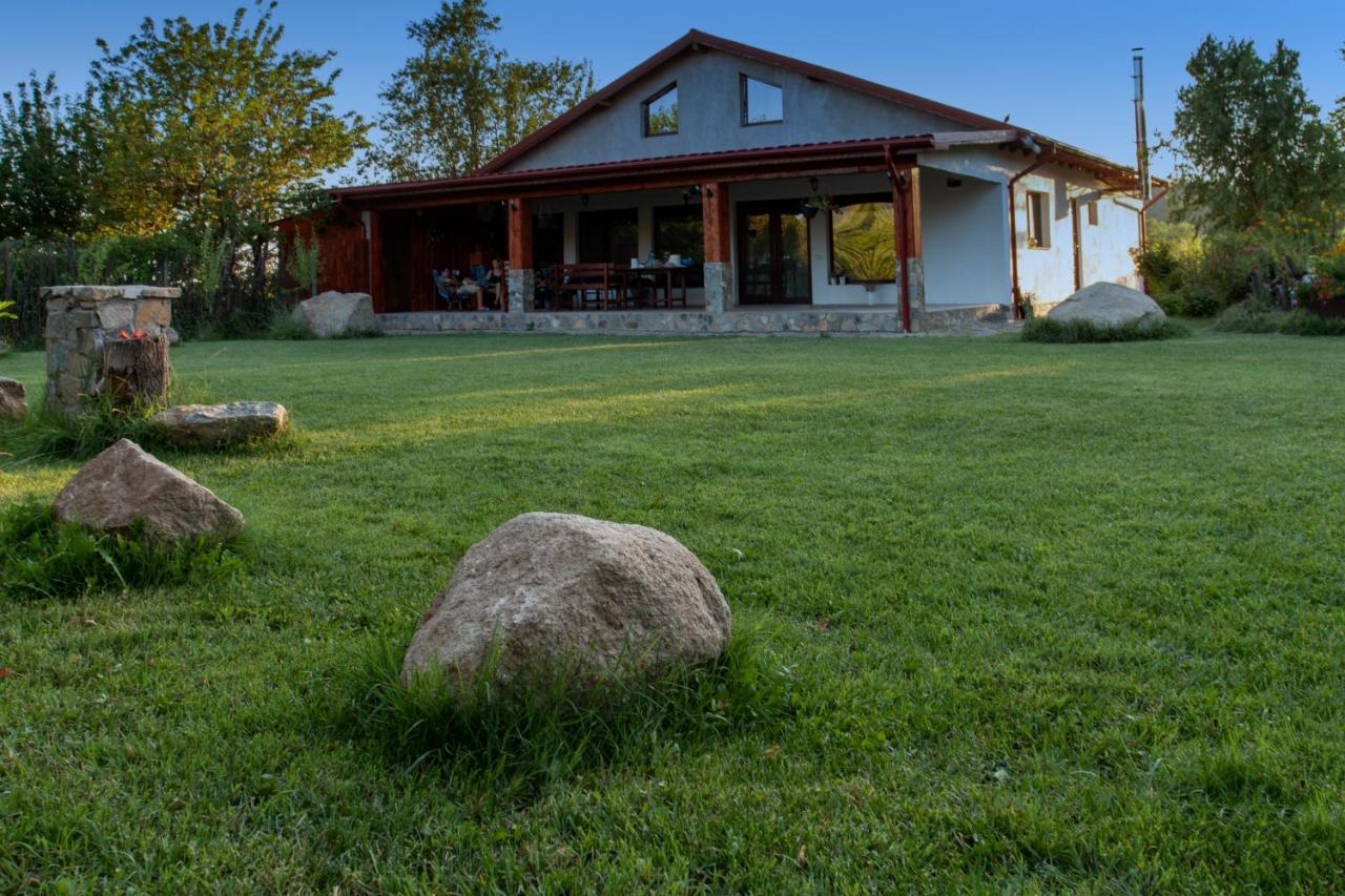 La Livada Villa Greci Exterior photo